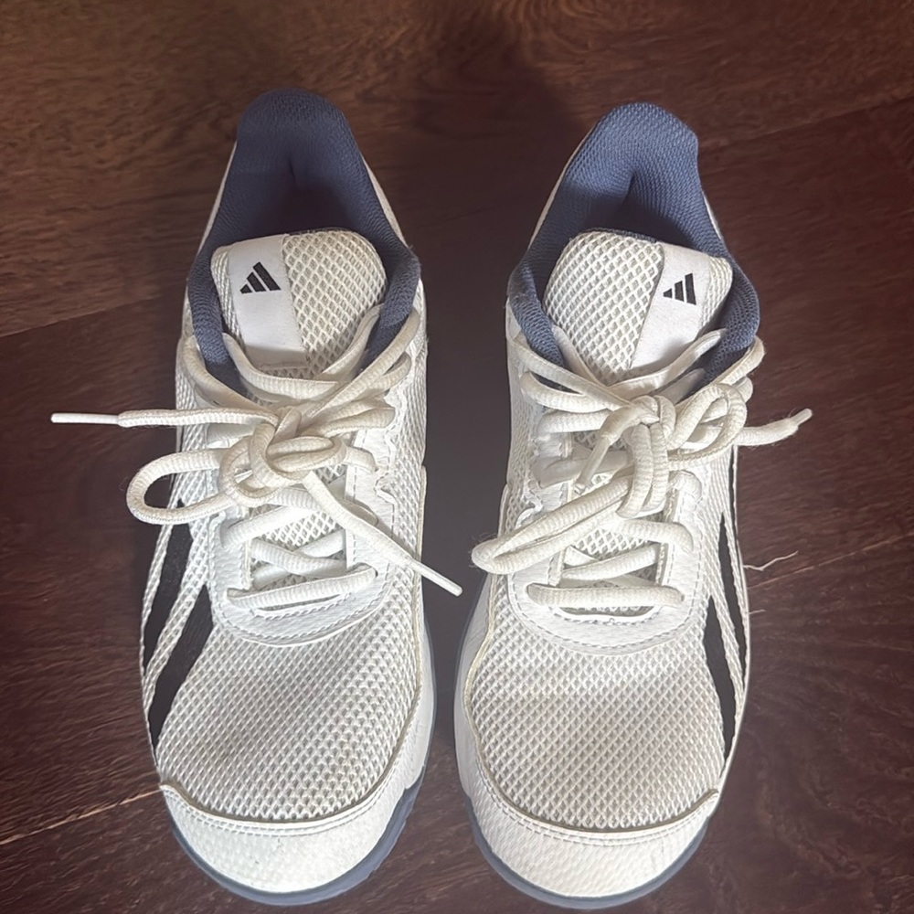 adidas Unisex-Child Courtflash Sneakers